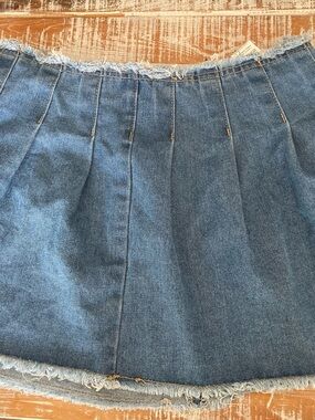SHEIN Light Blue Distressed Denim Skirt